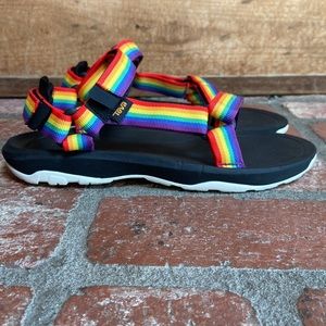 Teva Sandals.  Woman’s 9/ Youth 7.